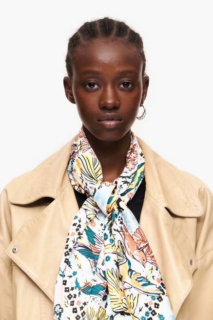 accesorios Bimba Y Lola bufanda de pájaros X46J634 blanquecino